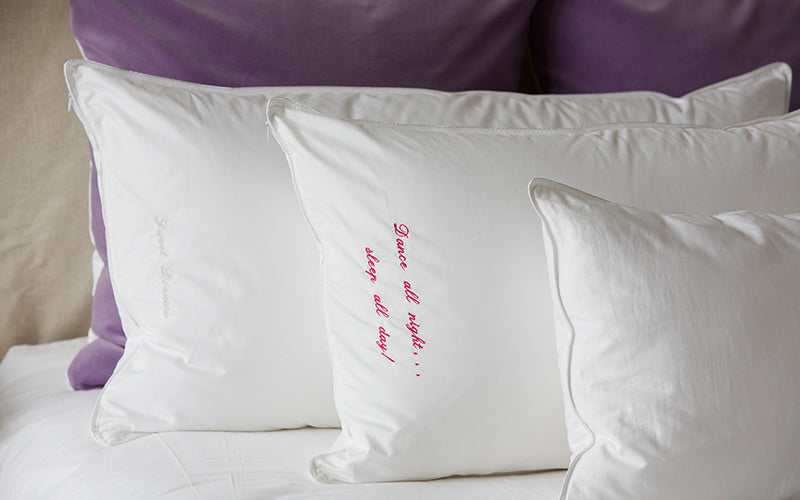 Down Pillow Back Sleeper- Medium