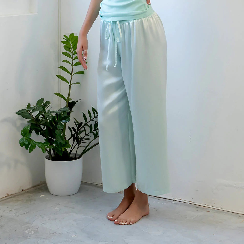 Jolie Capri Pant