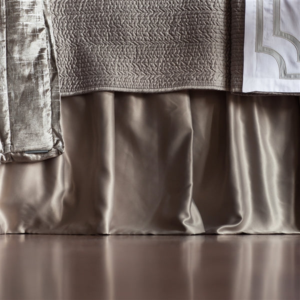Retro Gathered Bedskirt