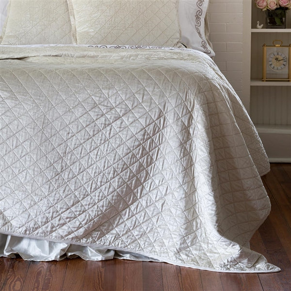 Chloe Coverlet
