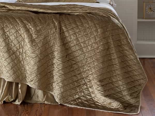 Chloe Coverlet