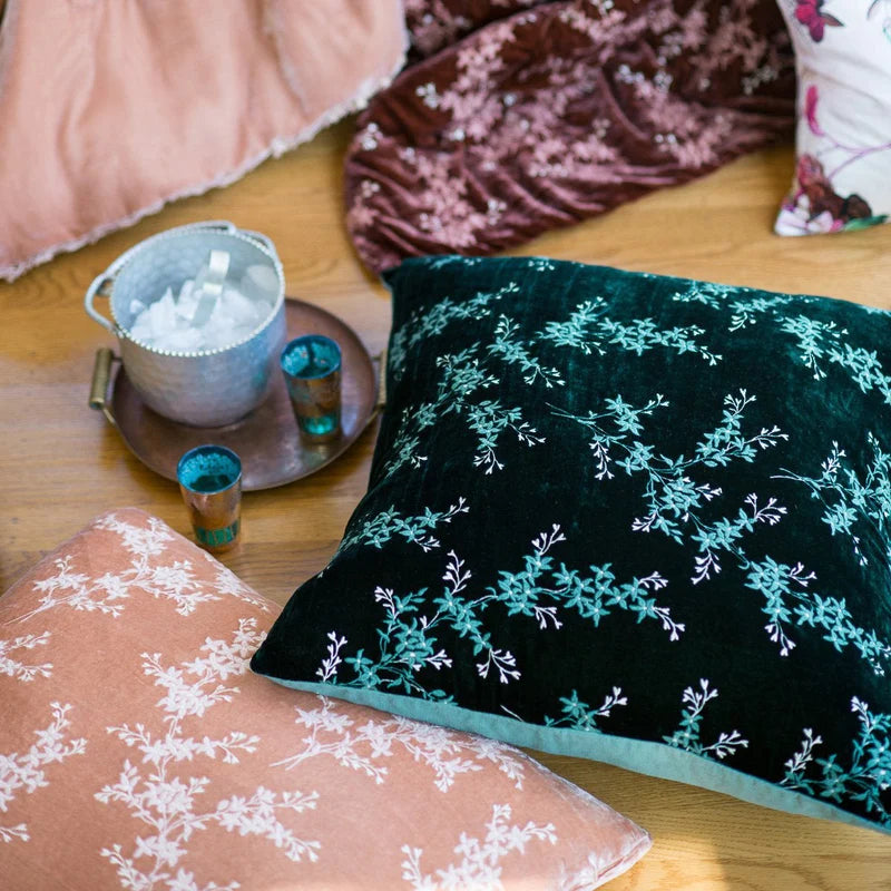 Lynette Pillow