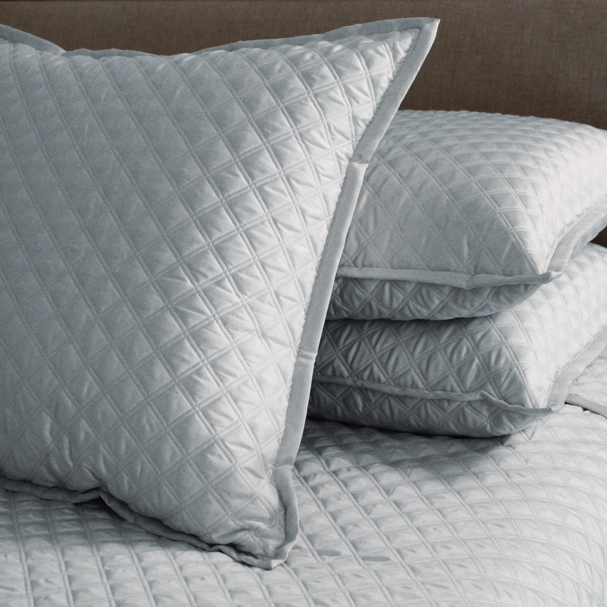 Double Diamond Coverlet Set