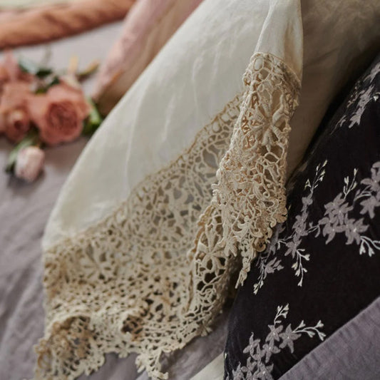 Linen with Frida Lace Pillowcase (Single)