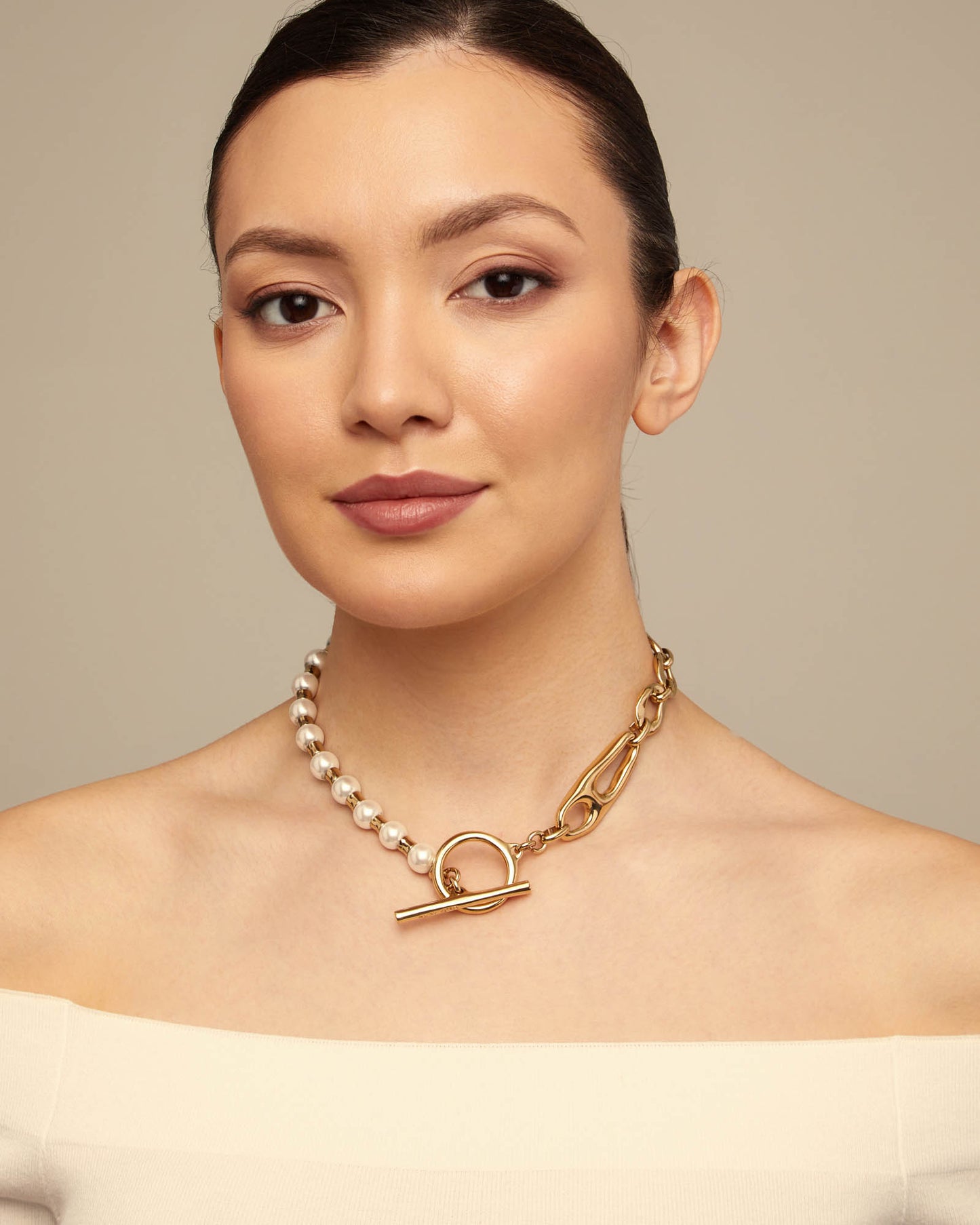 Pearl and Match Gold Necklace