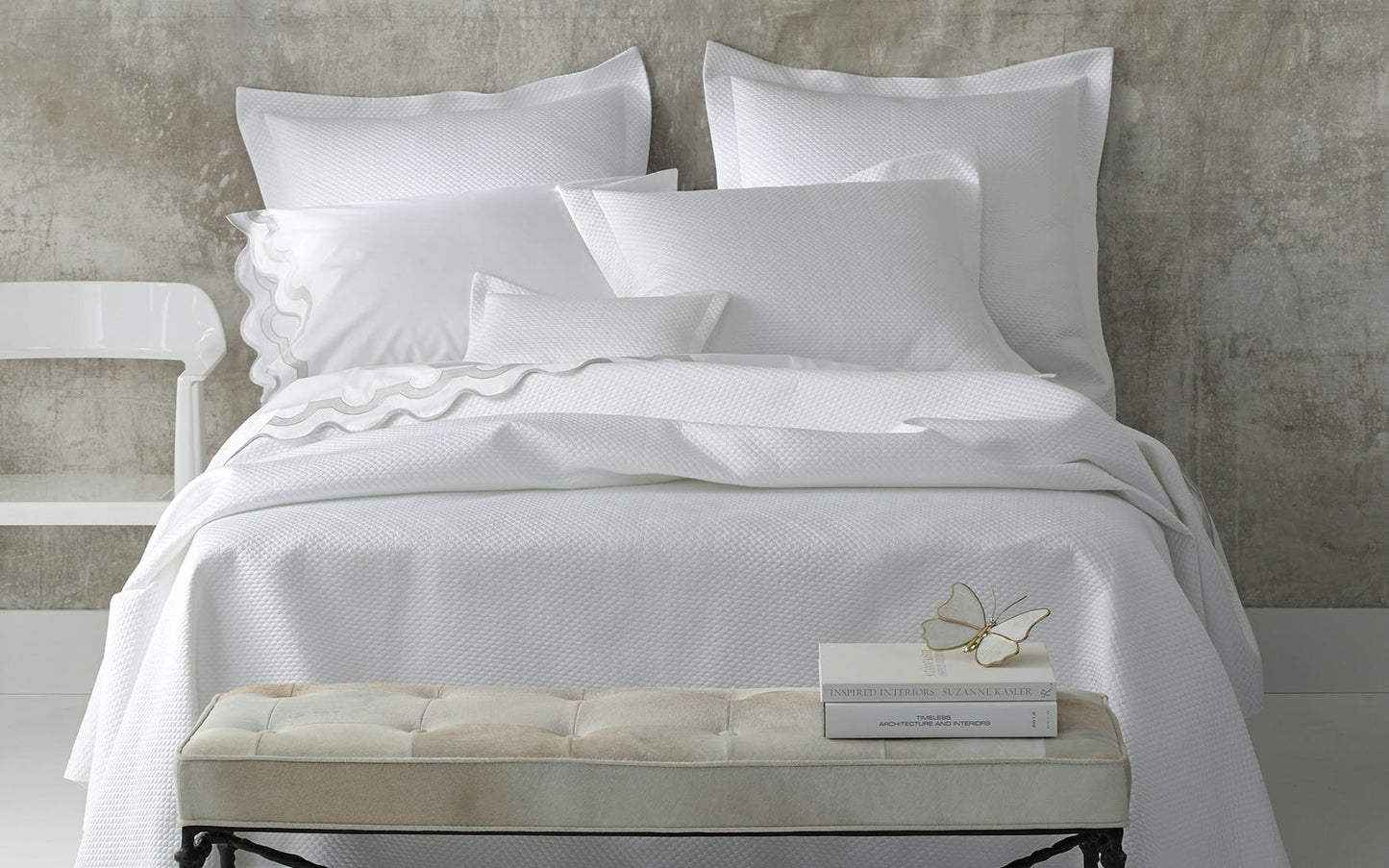 Alba Coverlet